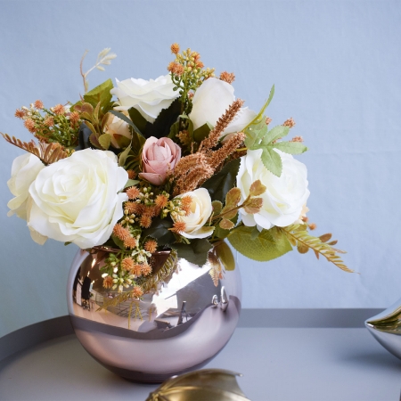 180_arranjo_artificial_de_rosa_brancas_no_vaso_rose_gold_formosinha_1763_1_e4aa3467dbe0bf0b2d6402904478afe5.jpg Arranjo Artificial de Rosa Brancas no Vaso Rose Gold Distribuidor Das Flores