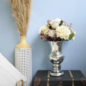 Arranjo de Hortênsias e Rosas Artificial no Vaso Prateado | Distribuidor Das Flores