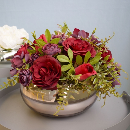 Arranjo de Mini Rosas Vermelhas no Vaso Baixo Rose| Linha Arranjos de Flores Distribuidor Das Flores