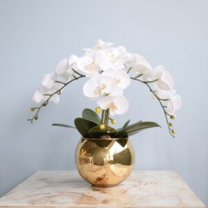Arranjo de Orquídeas Silicone Brancas no Vaso Dourado| Distribuidor Das Flores