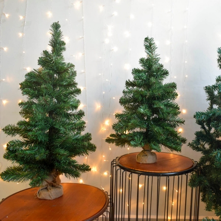 Árvore de Natal na Base de Juta 90 Cm 105 Galhos | Natal Distribuidor Das Flores